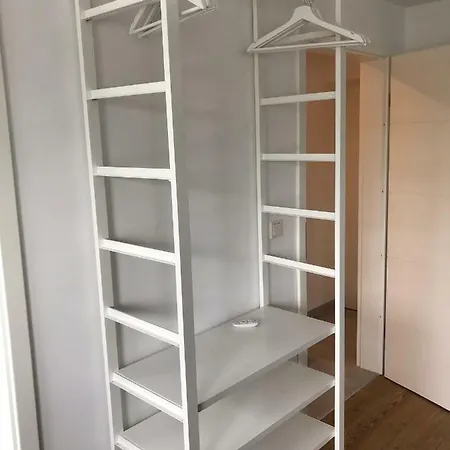 Gepflegtes In * קלן